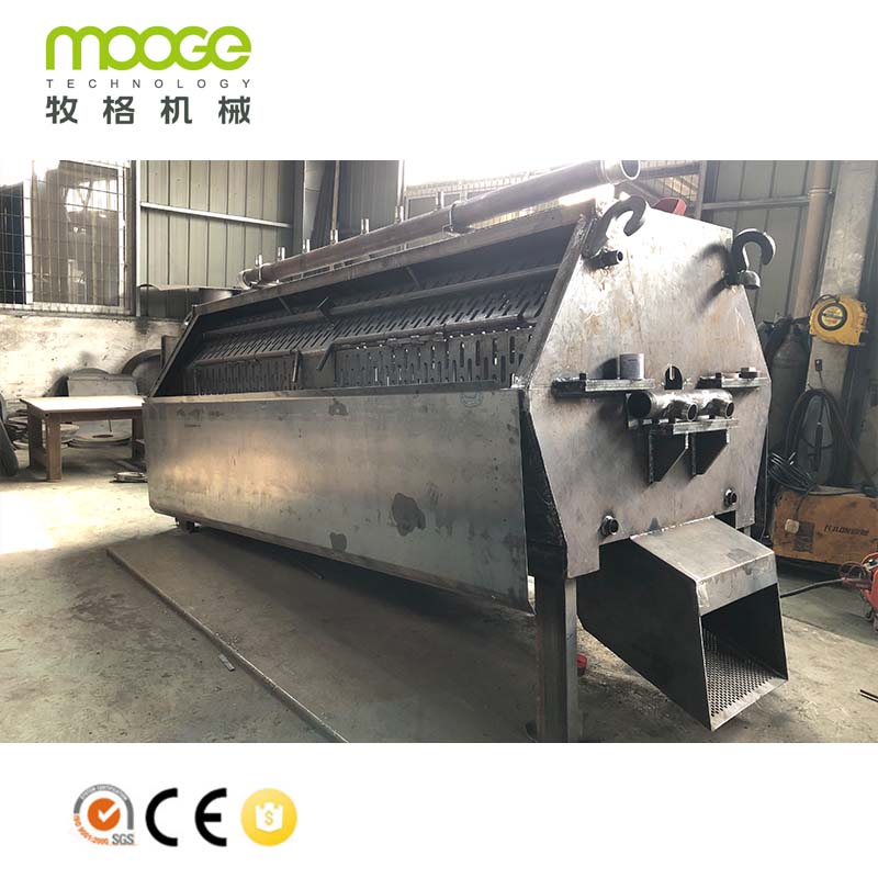 Waste Plastic PET Water Bottle Label Removing Machine With Water Buy